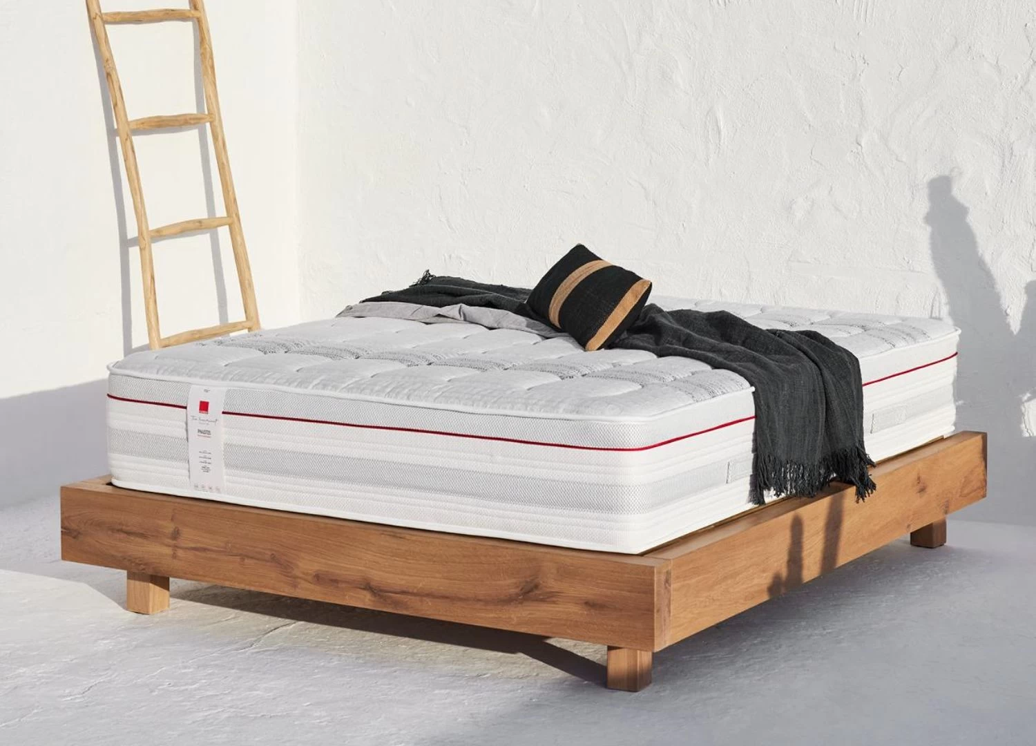 Candia Strom PHAISTOS – Ανατομικό στρώμα με ελατήρια Wake up refreshed pocket springs, ύφασμα Tencel και ενσωματωμένο Eurotop. Άνεση, οικολογία και πολυτέλεια από τη Linea di Salotti.